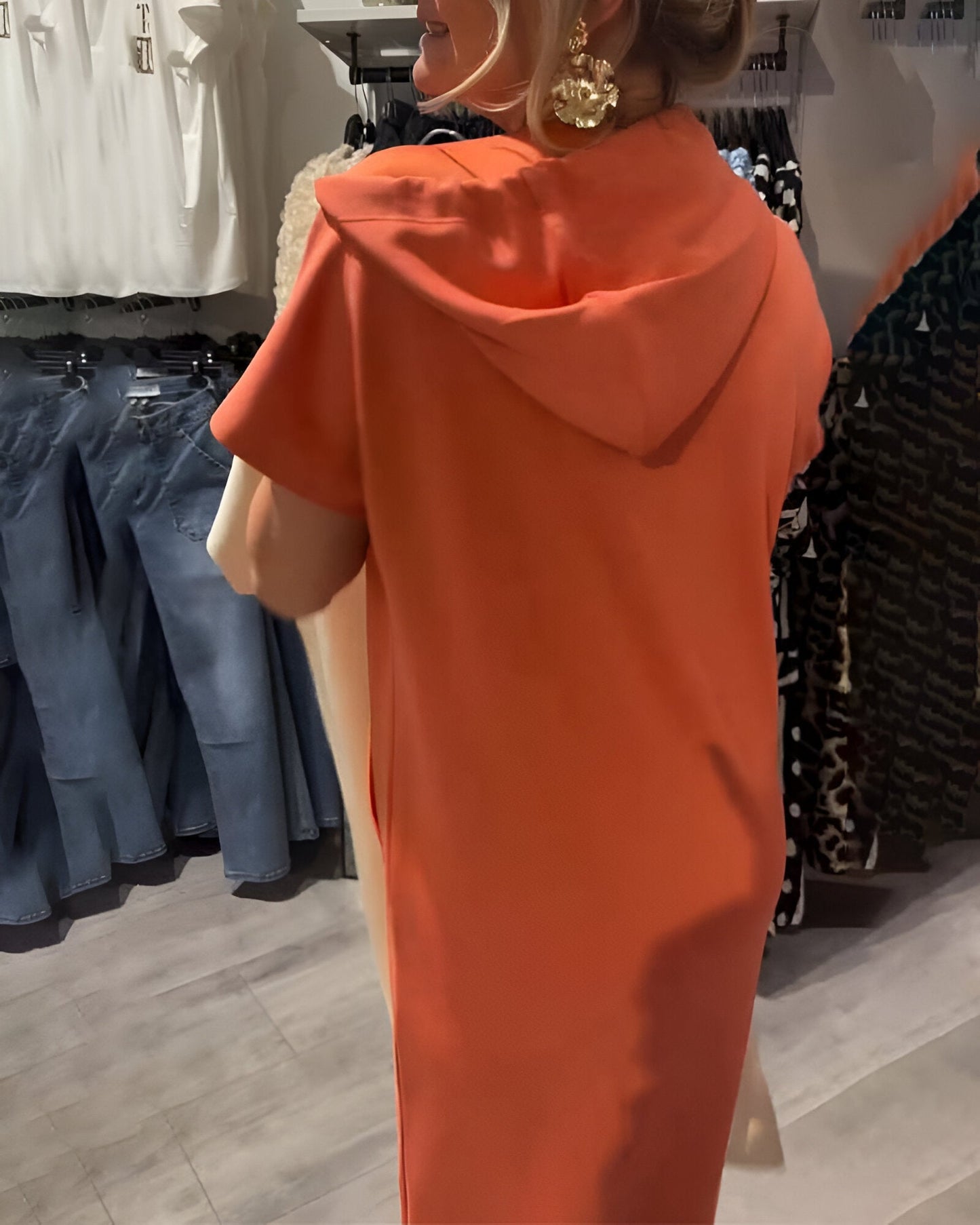Ebba™ | Casual Dress with Hood and Feminine Fit          Vragen aan ChatGPT