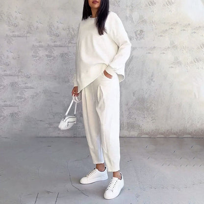 MIRAVO | Sleek Two-Piece Set in Ivory